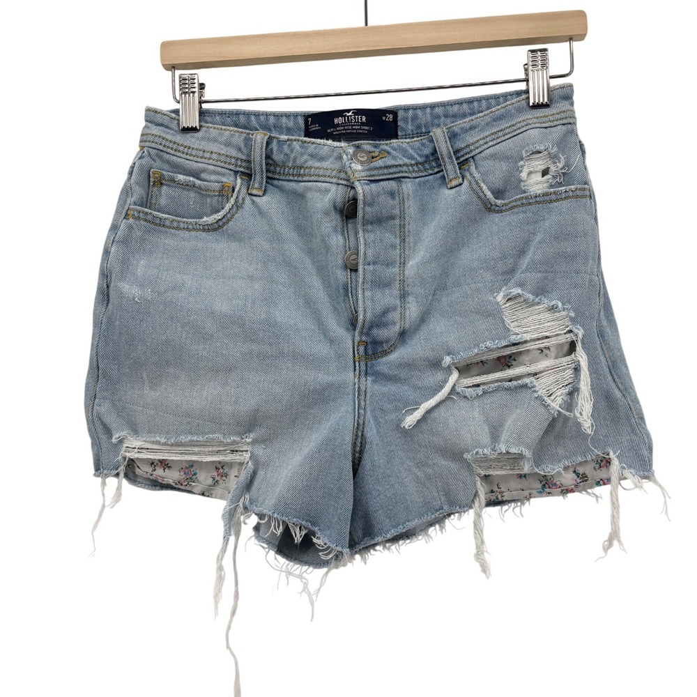 Hollister Ultra High-Rise Mom Shorts Size 7 W28 Light Blue‎ Distressed Floral